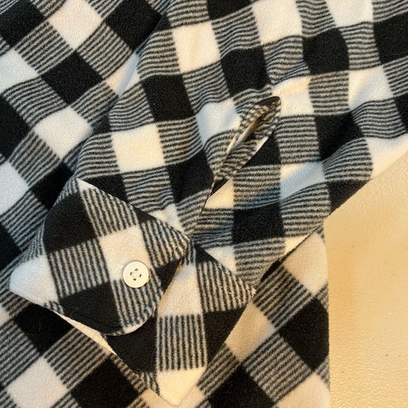 Riders by Lee Black and White Fleece Plaid Shirt - Picture 7 of 8